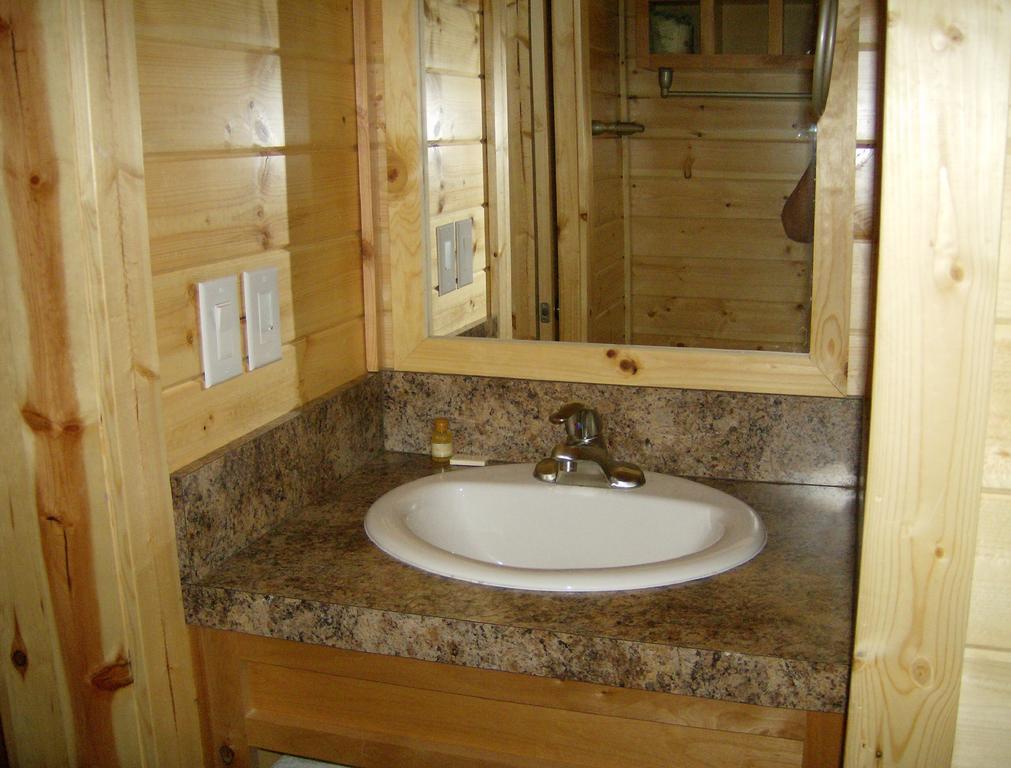 Lake Minden Camping Resort Cottage 2 Nicolaus Exterior photo